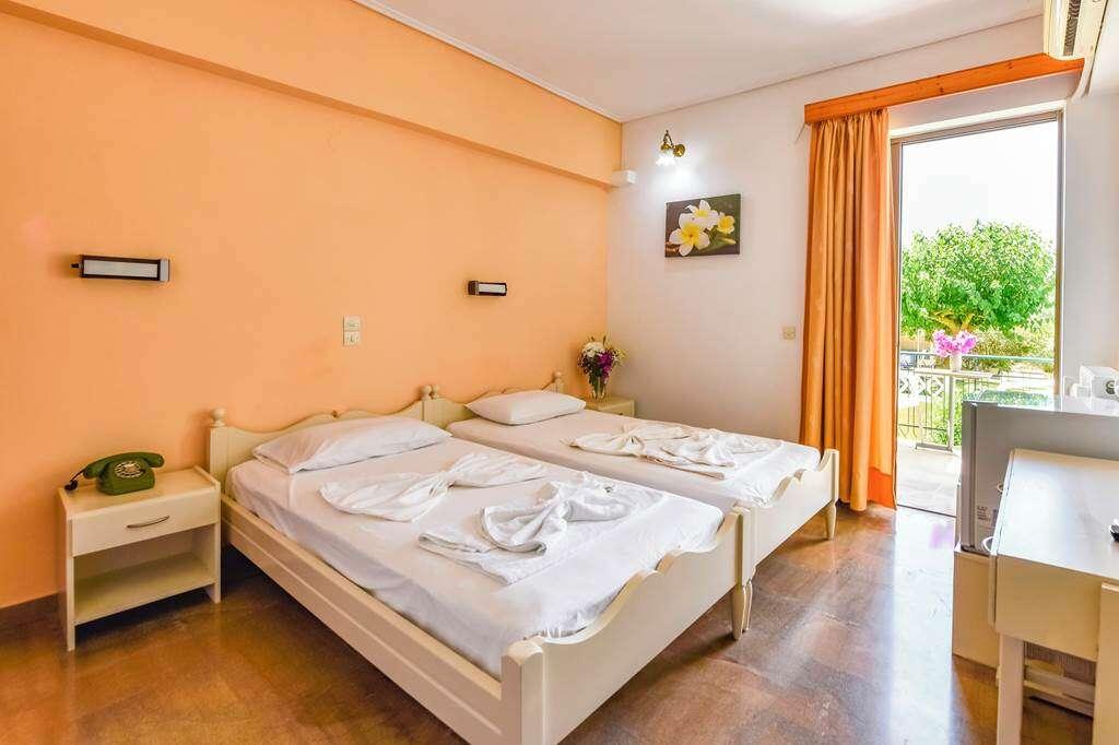Ionis Hotel Troianata المظهر الخارجي الصورة